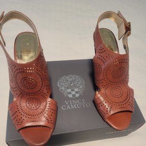 Vince Camuto  leather Ellezi Ankle Strap Sandals size 10 in brick color